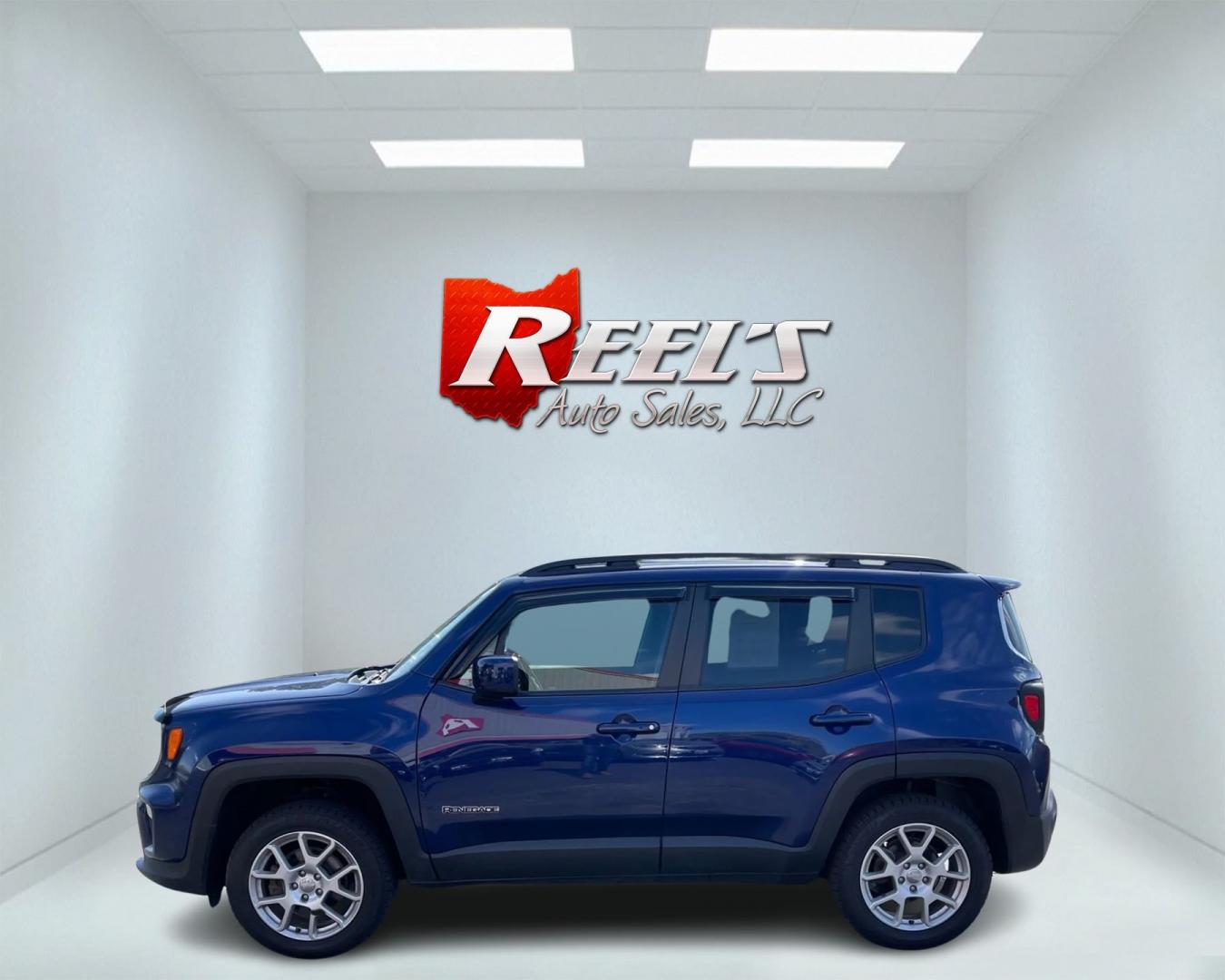 2019 Blue /Black Jeep Renegade Latitude 4WD (ZACNJBB14KP) with an 1.3L Turbo engine, 9A transmission, located at 11115 Chardon Rd. , Chardon, OH, 44024, (440) 214-9705, 41.580246, -81.241943 - Photo#14